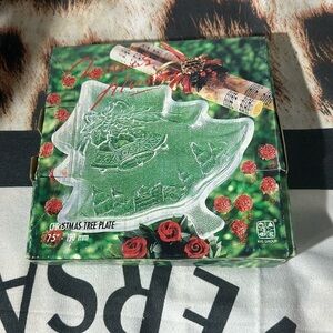 Christmas  tree plate